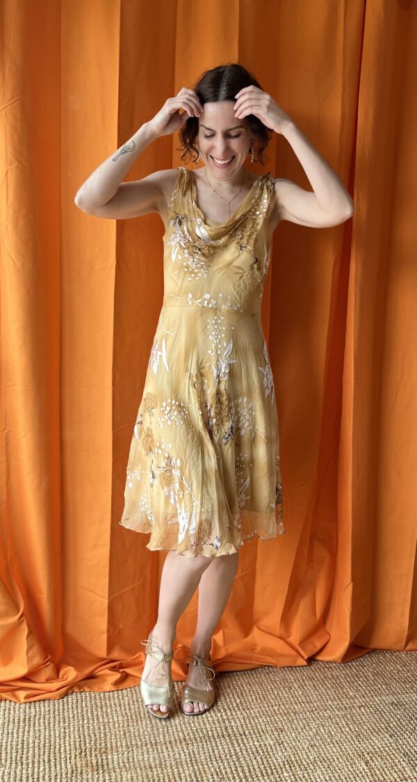 Robe à volants années 1980 taille 38-40
