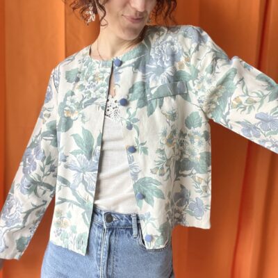 Veste fleurie années 70 taille 36 à 40